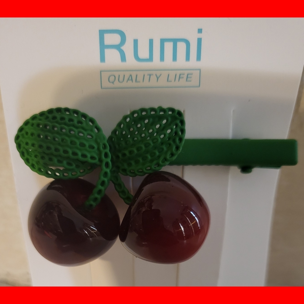 Rumi Cherry Hair Clip
